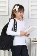OKUL ORTA UZUN KOL DÜZ BODY (BUZZY KUMAŞ) - BEYAZ OKUL ORTA UZUN KOL DÜZ BODY (BUZZY KUMAŞ) - BEYAZ