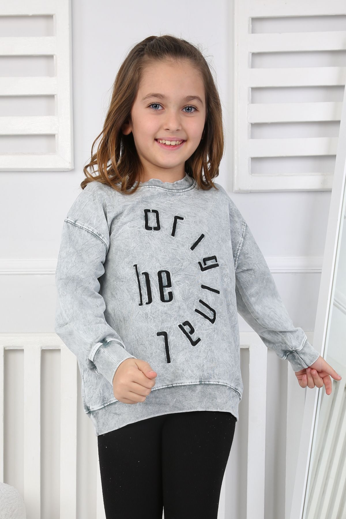 YIKAMALI NAKIŞLI SWEAT 251000 – GRİ