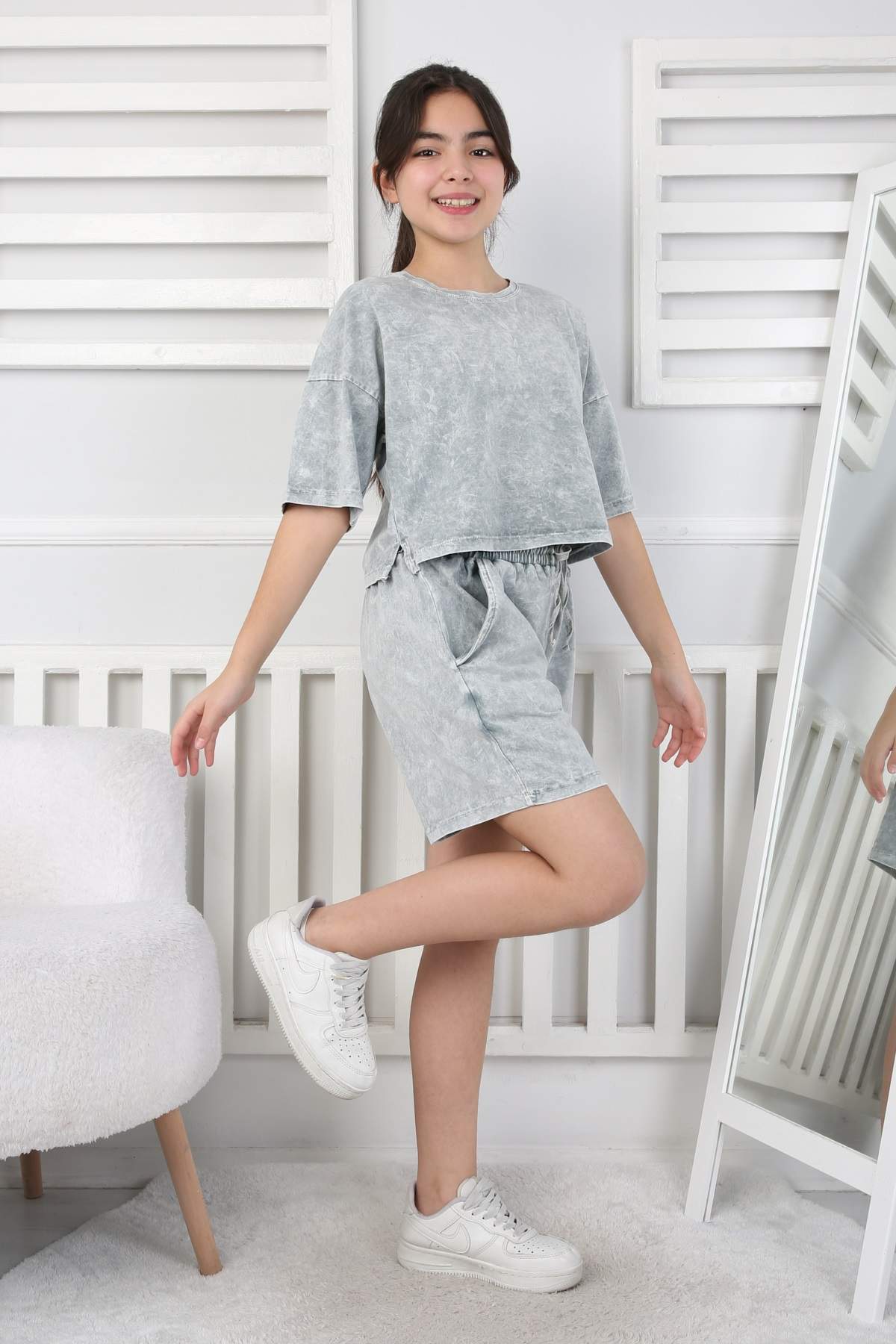 YIKAMALI ŞORTLU DÜZ TAKIM – GRİ
