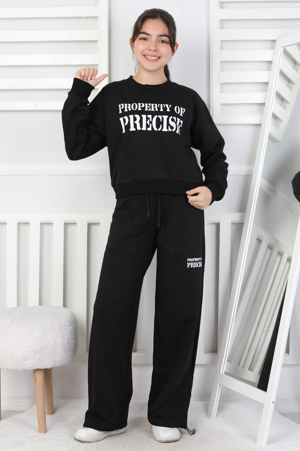 2 İP GARSON TAKIM
- SİYAH 2 İP GARSON TAKIM
- SİYAH